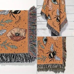 Floral and Bee Patterned Throw Blanket